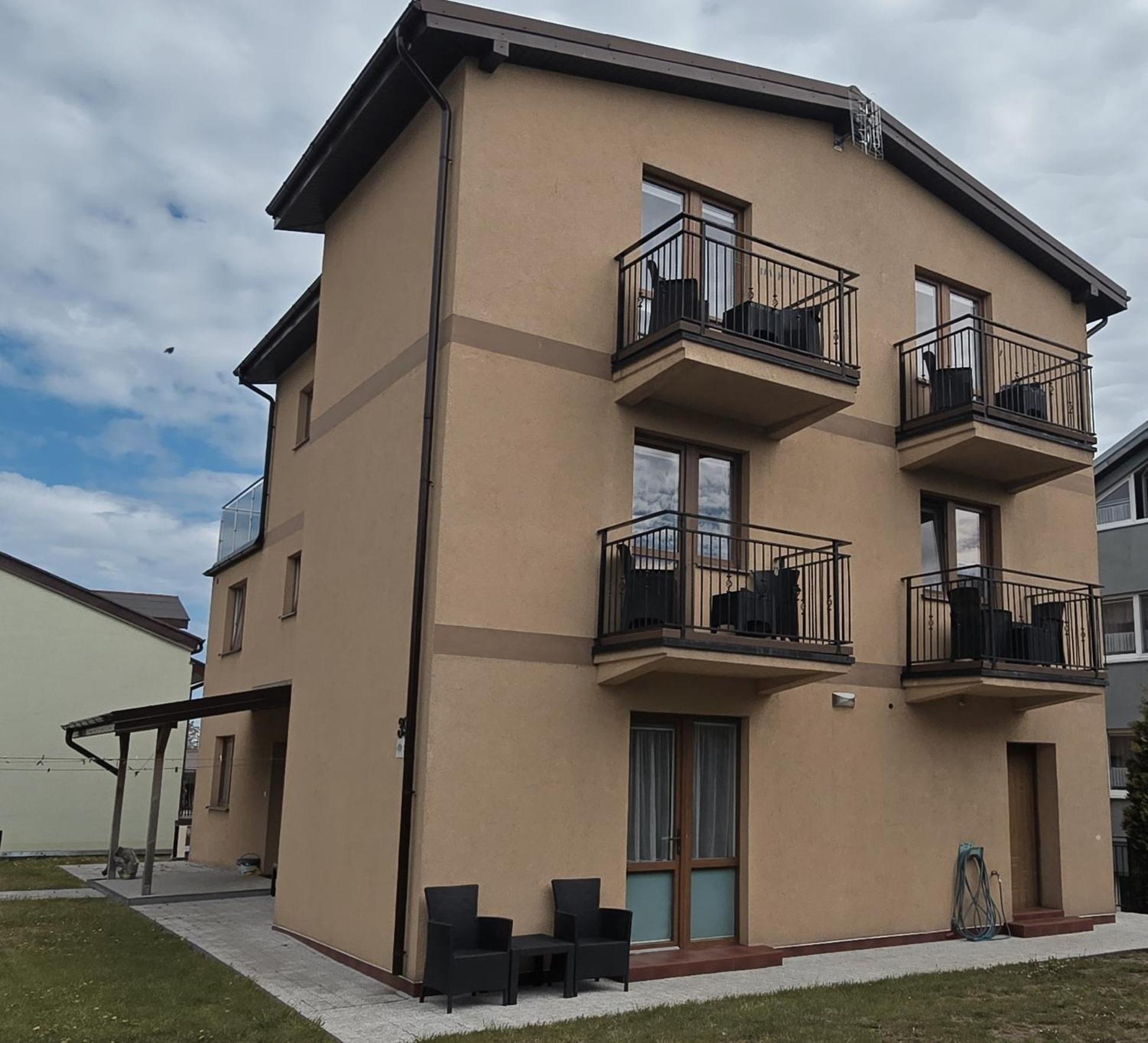 Władysławowo科瓦尔奇克旅馆公寓 外观 照片