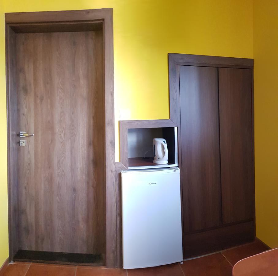 Władysławowo科瓦尔奇克旅馆公寓 外观 照片
